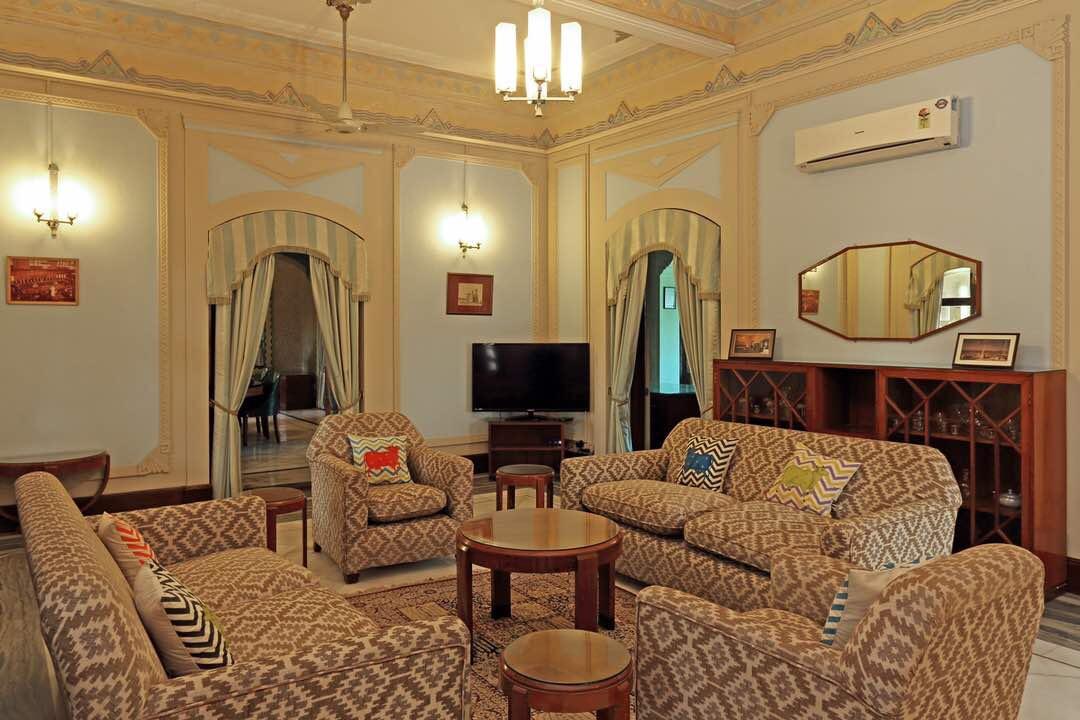 Royal Oasis Hotel Wankaner Ngoại thất bức ảnh